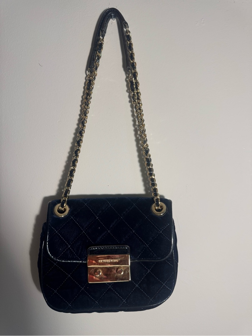 Michael Kors Sloan Large Navy Blue Velvet Chain Shoulder Bag